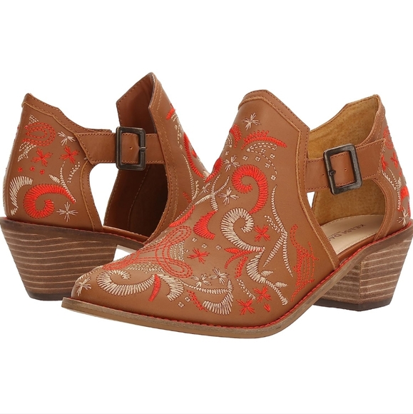 Anthropologie Shoes - NWT Anthropologie Kelsie Dagger Kline Boots, sz 10
